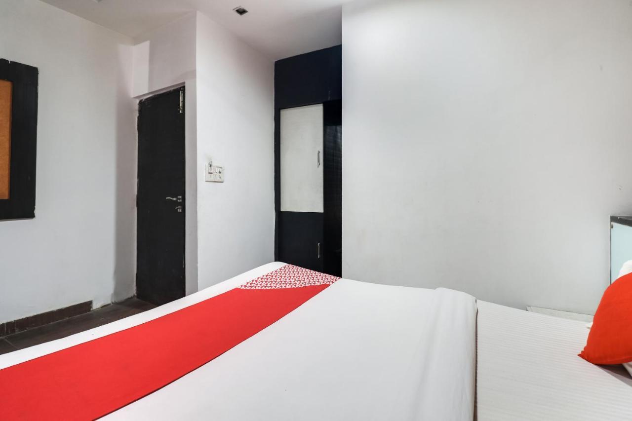 Oyo Flagship Just-9 Inn Near Sahara Ganj Mall Lucknow Esterno foto