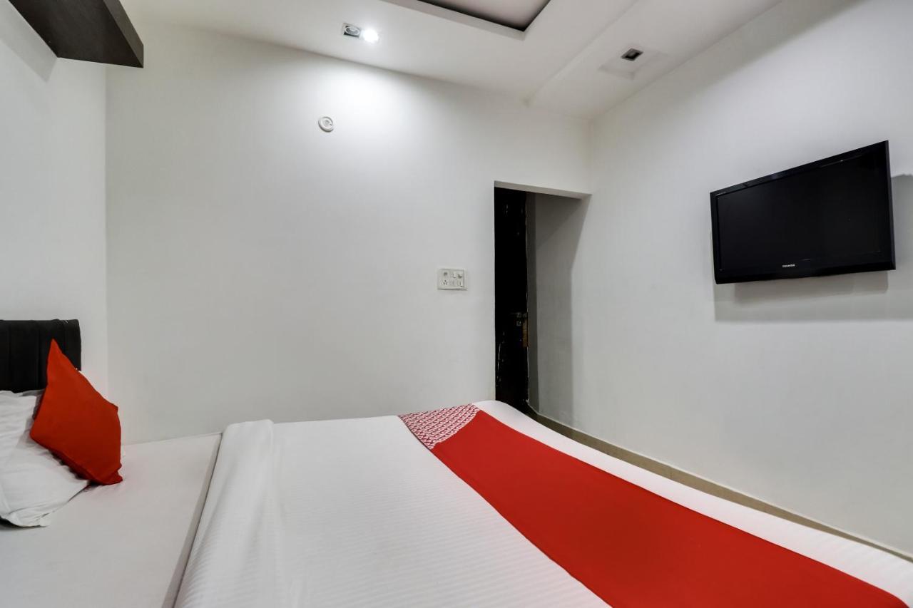 Oyo Flagship Just-9 Inn Near Sahara Ganj Mall Lucknow Esterno foto