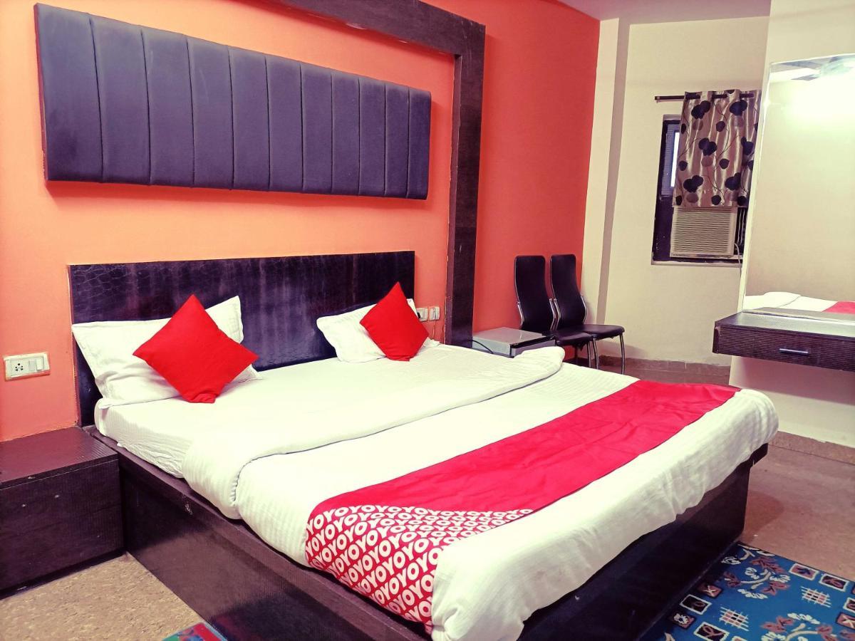 Oyo Flagship Just-9 Inn Near Sahara Ganj Mall Lucknow Esterno foto