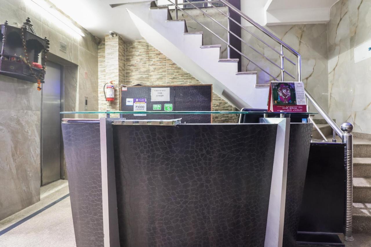 Oyo Flagship Just-9 Inn Near Sahara Ganj Mall Lucknow Esterno foto