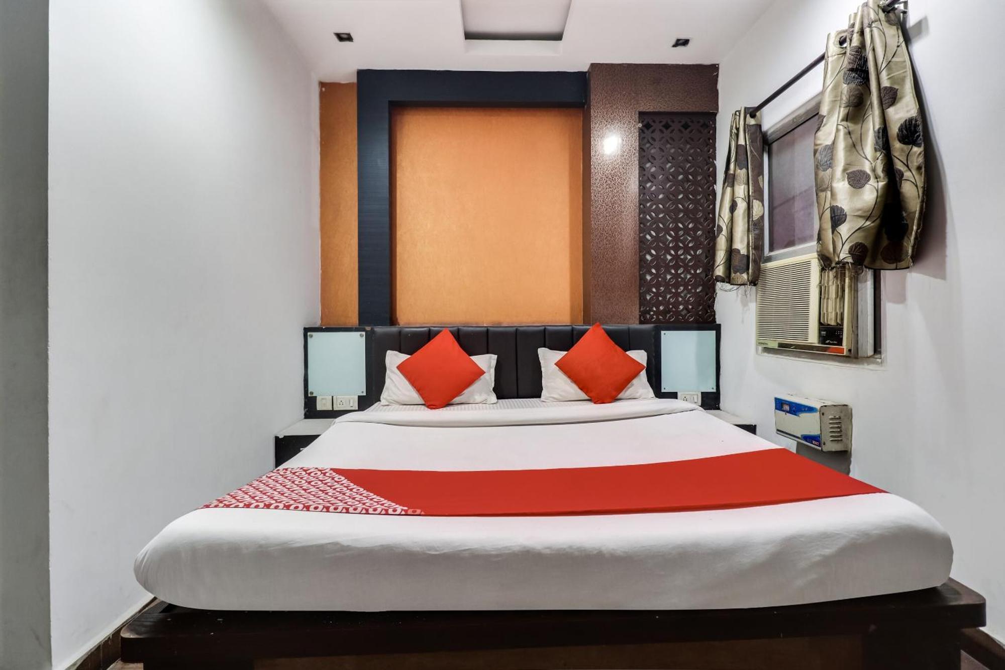 Oyo Flagship Just-9 Inn Near Sahara Ganj Mall Lucknow Esterno foto